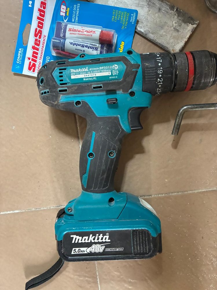 Taladro Makita